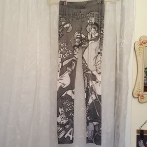 Disney Alice in Wonderland Leggings